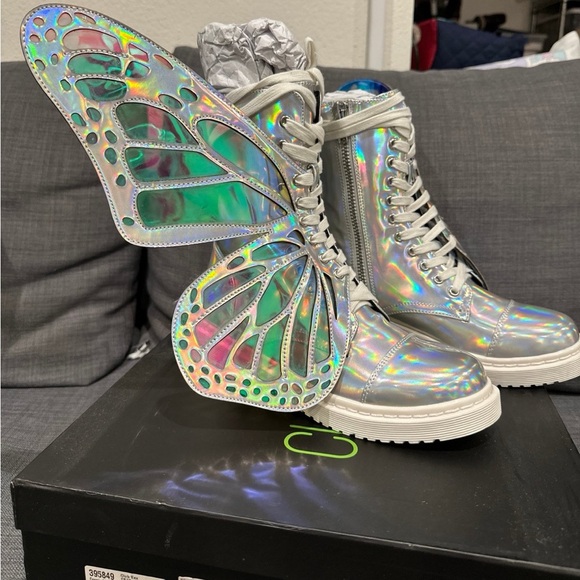Dolls kill Club exx holographic butterfly boots - Picture 2 of 11